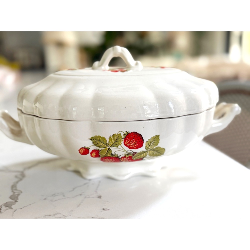 Vintage Strawberry Ceramic Lidded Soup Tureen Scalloped Footed Serving Dish